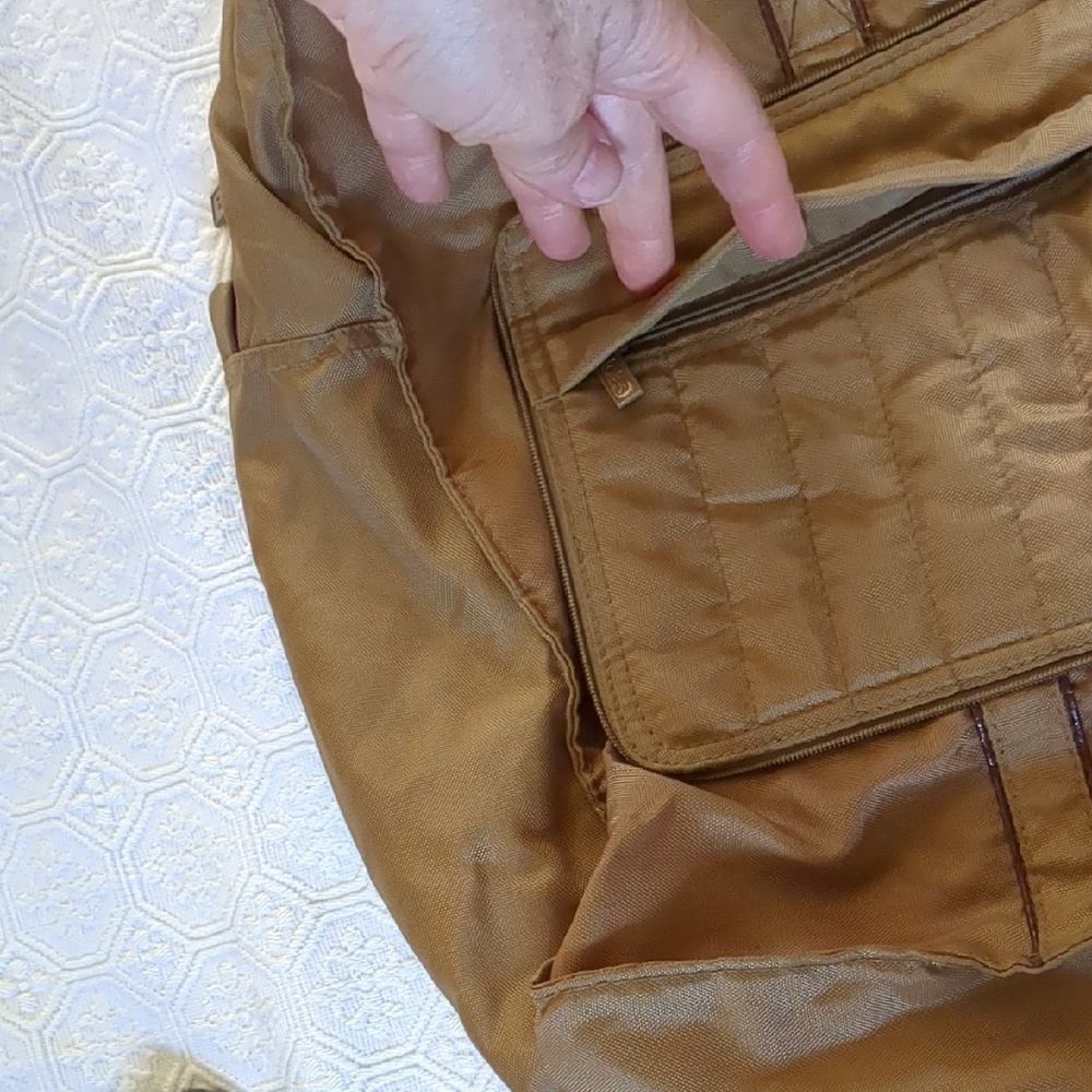 Totes Brown Travel Bag Durable Canvas Design - Picture 2 of 10